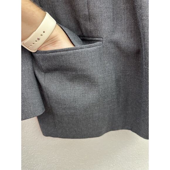 Barrington Mens Suit Cost Size 44S Gray Two Button Up Single Breasted - Picture 2 of 14